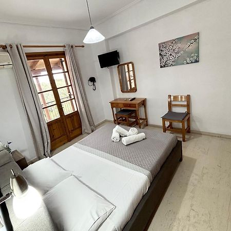 Athina Apartments Argassi Extérieur photo