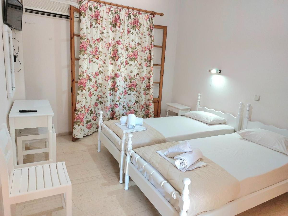 Athina Apartments Argassi Extérieur photo
