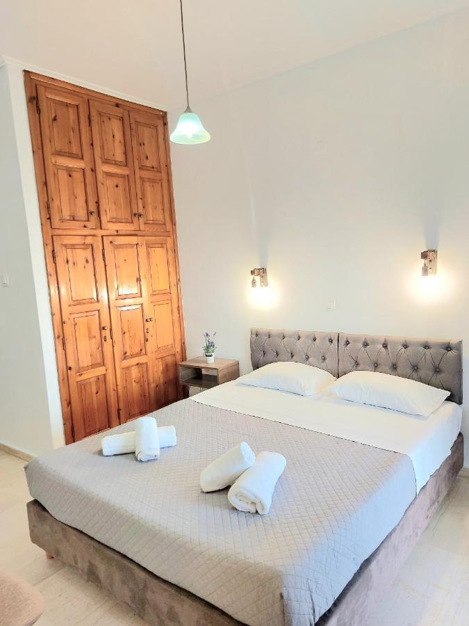 Athina Apartments Argassi Extérieur photo