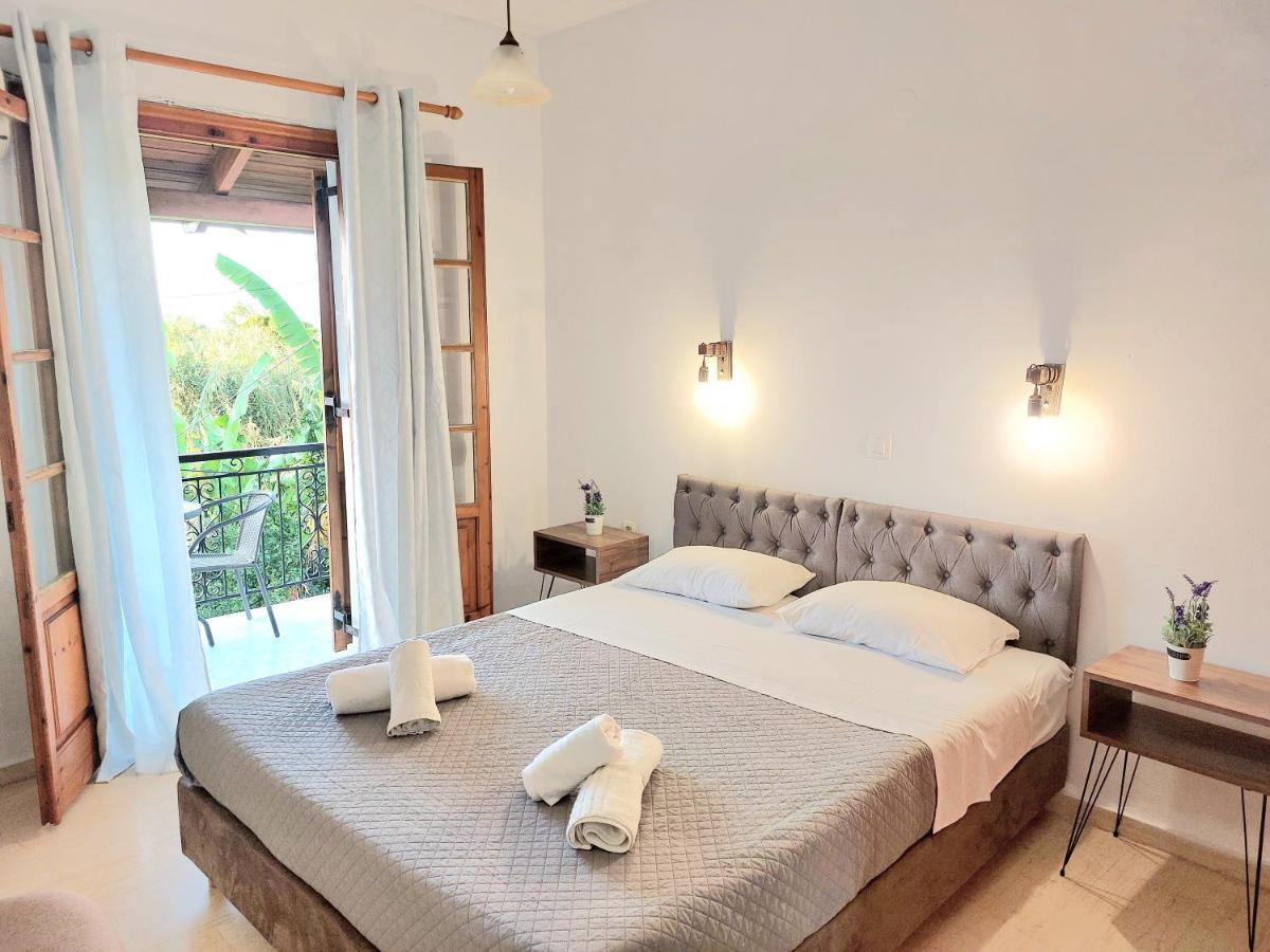 Athina Apartments Argassi Extérieur photo