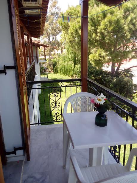 Athina Apartments Argassi Extérieur photo
